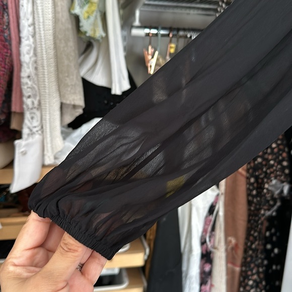 Reformation Black wrap mini long-sleeve dress - Picture 4 of 8